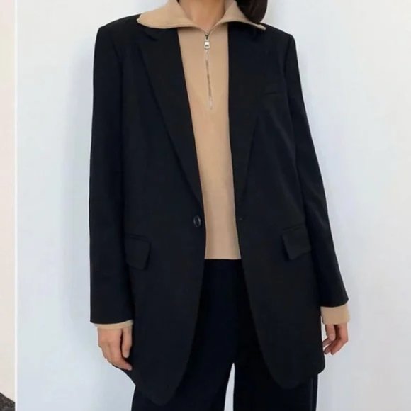 Aritzia Jackets & Blazers - Aritzia Babaton single breasted oversized blazer - black - size 2